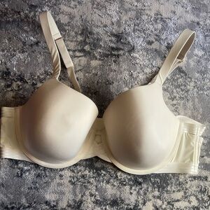 Savage x fenty size 42C bra